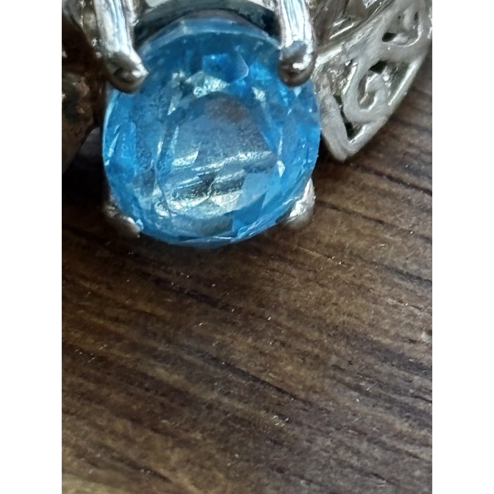 Sterling Silver Woman Fashion Ring With Blue Topaz. Size 6.25 - Picture 2 of 9